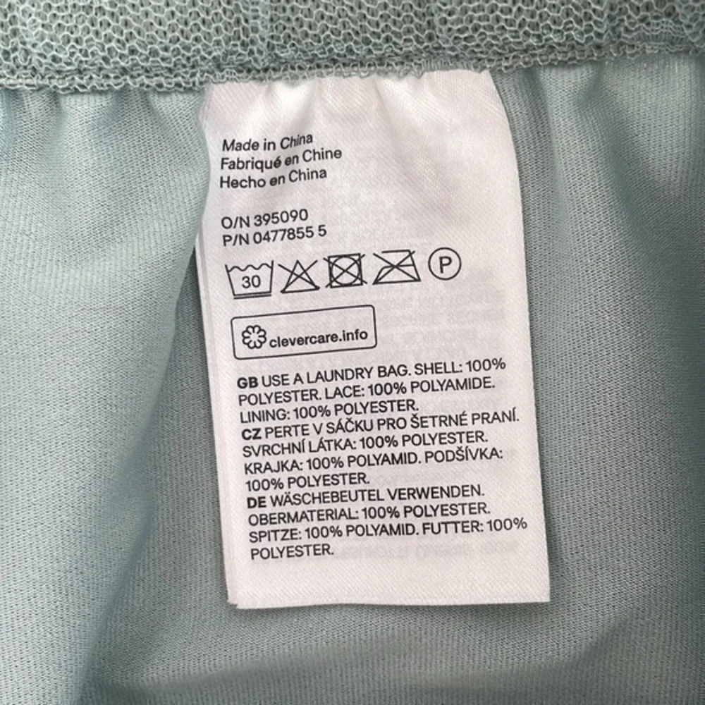 H&M Divided Skirt - Picture 6 of 10